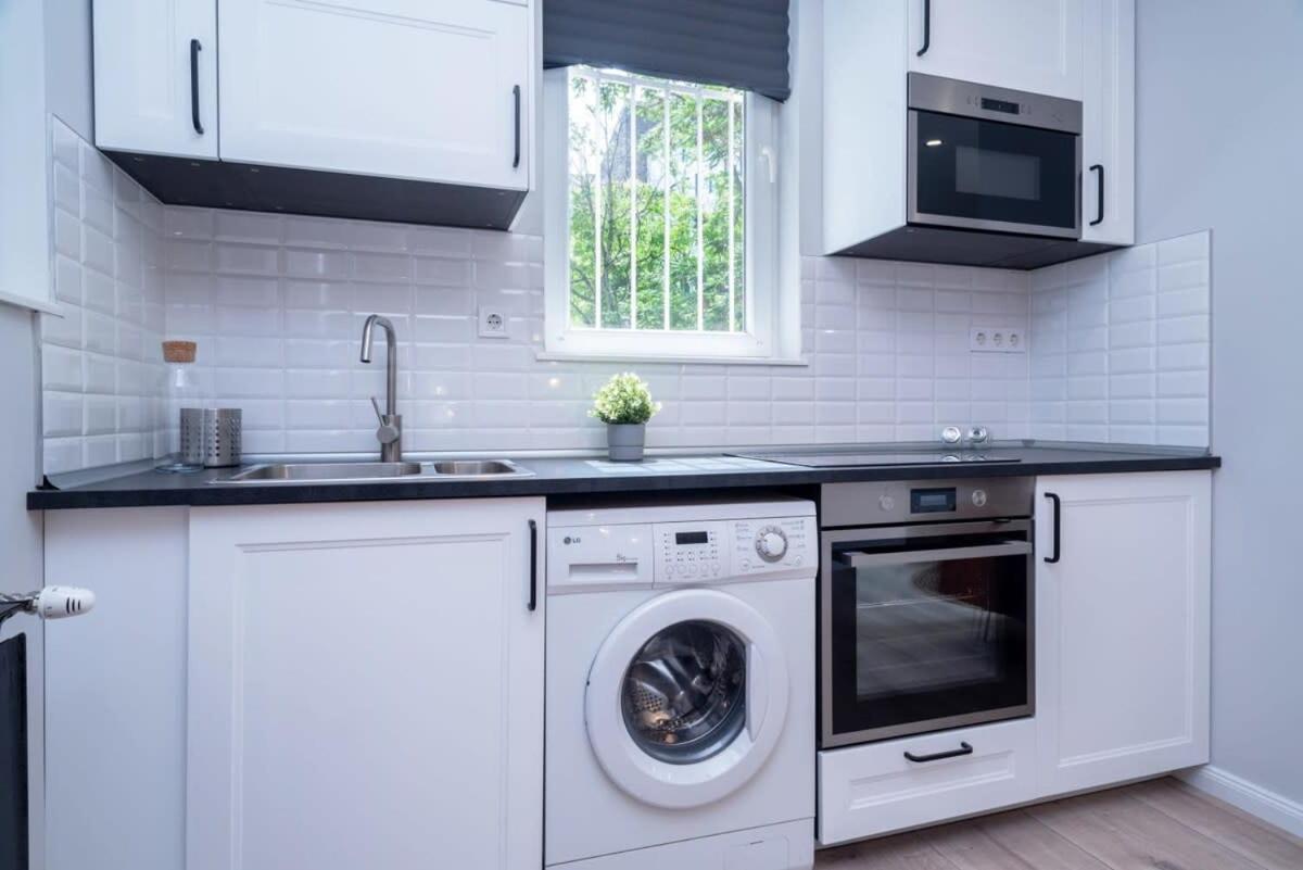 Super Central New Apartment With Air Conditioning Budapeste Exterior foto