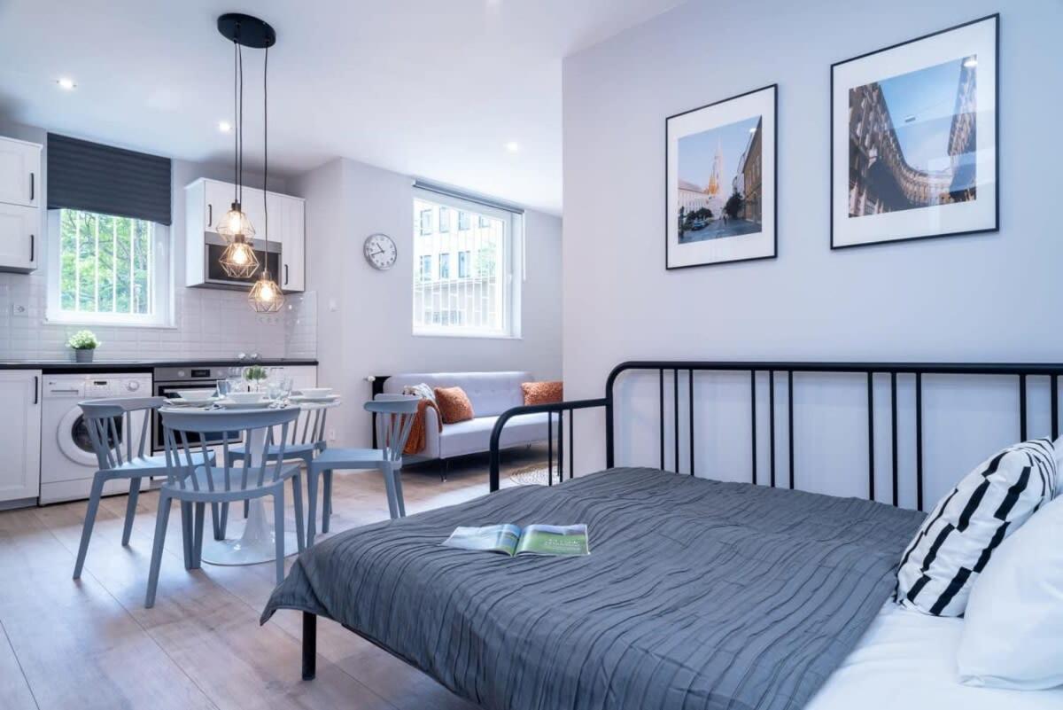 Super Central New Apartment With Air Conditioning Budapeste Exterior foto
